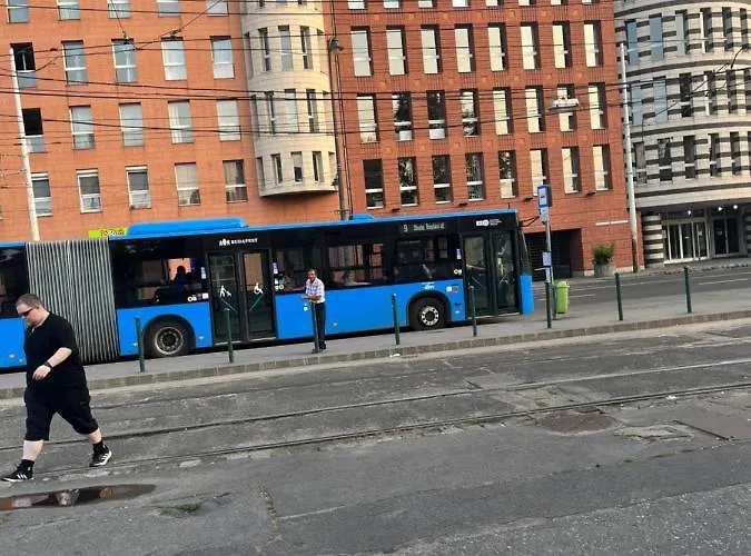 Close To Everything *