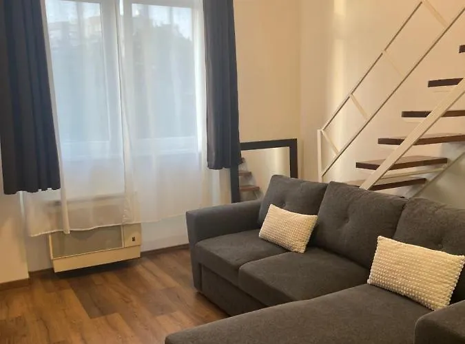 Close To Everything Budapest