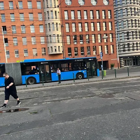 Close To Everything *