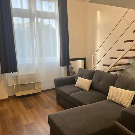 Close To Everything Budapešť